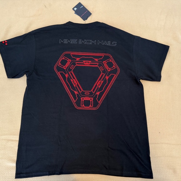 Disney NIN Nine Inch Nails Tron Ares T-Shirt Hot Topic Exclusive Mens Size M NEW - Picture 3 of 4
